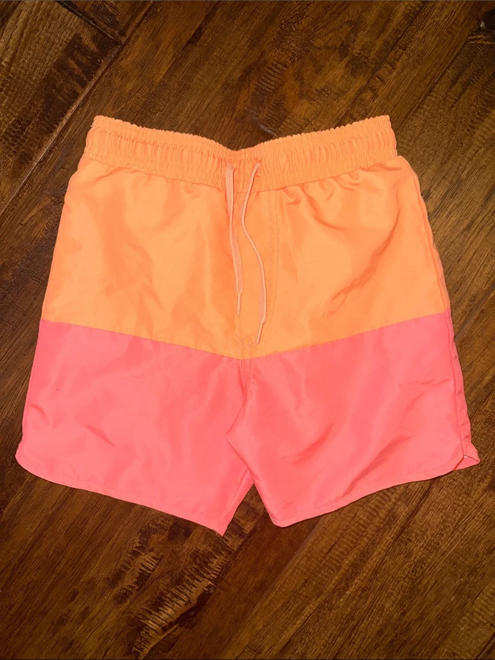 minnow color block boardie Orange+coral Swim Trunks. Boys size 9/10. Worn once.